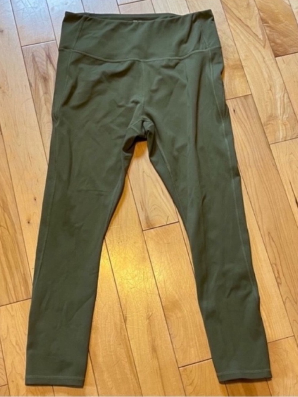 IVL Collective Green high rise leggings size ten (10)
